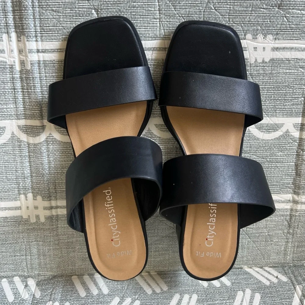 Cityclassified Black Women's Mule Sandals, Size 7.5 - Picture 2 of 8
